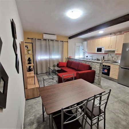 Ds Rio Guadalquivir, Cerca De La Mezquita Apartment กอร์โดบา ภายนอก รูปภาพ