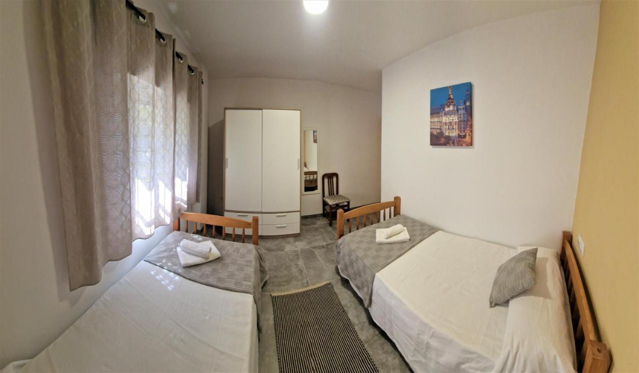 Ds Rio Guadalquivir, Cerca De La Mezquita Apartment กอร์โดบา ภายนอก รูปภาพ