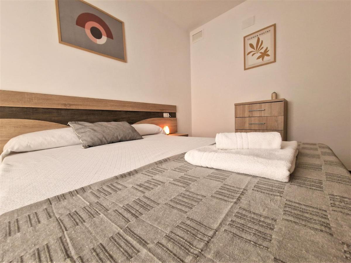 Ds Rio Guadalquivir, Cerca De La Mezquita Apartment กอร์โดบา ภายนอก รูปภาพ